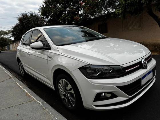 VOLKSWAGEN POLO 1.0 200 TSI COMFORTLINE AUTOMÁTICO